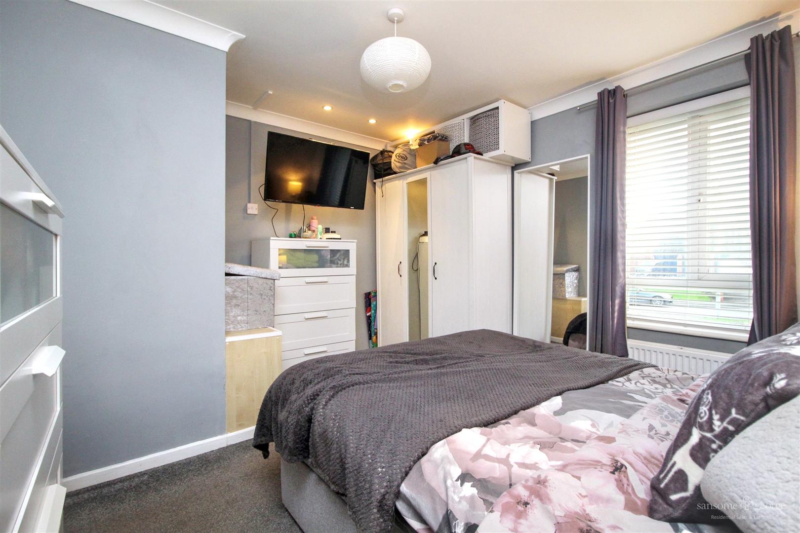 Pottery Road, Tilehurst, Reading